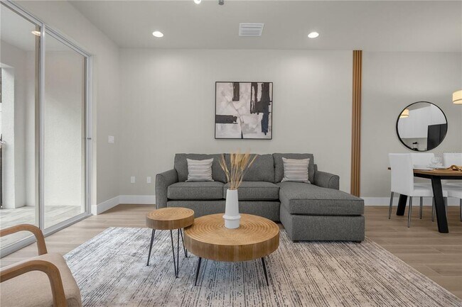 1415 Serendipity Ln in Four Corners, FL - Building Photo - Building Photo