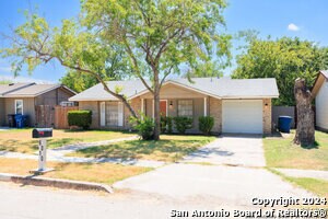 6010 Castle Hunt Dr in San Antonio, TX - Building Photo - Building Photo