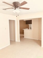 1510 Beaumont Rd in Baytown, TX - Building Photo - Building Photo