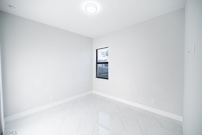 property at 3313 36th St SW