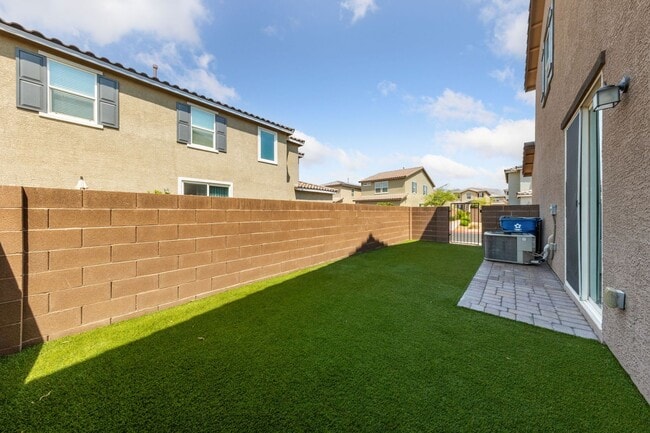 1103 Desert Dome Ave. in North Las Vegas, NV - Building Photo - Building Photo