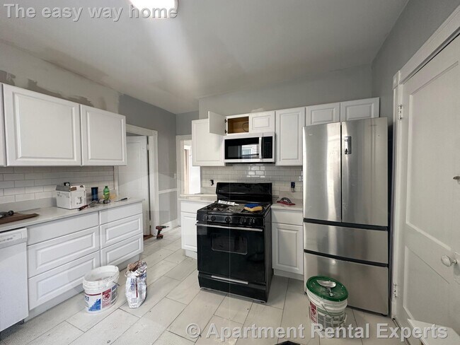 14 Belknap St, Unit #2