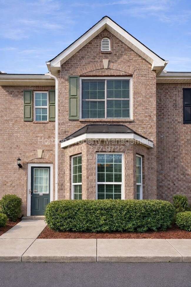 property at 2863 Creek Bottom Ct