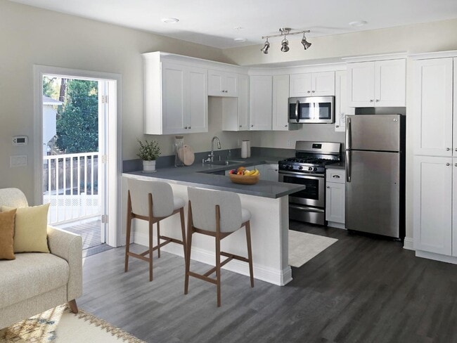1524 F St in Sacramento, CA - Building Photo - Building Photo