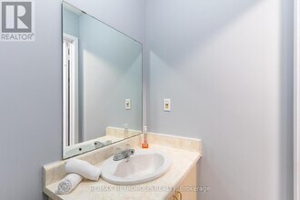 113 Cimmaron St in Markham, ON - Building Photo - Building Photo