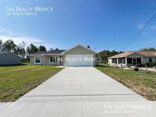 property at 8 Malauka Pass Way