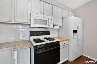 1483 Keys Crossing Dr NE in Atlanta, GA - Foto de edificio - Building Photo