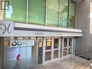 771-771 Yonge St in Toronto, ON - Building Photo - Building Photo