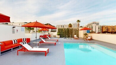 Regency Detroit Apartments in Los Angeles, CA - Foto de edificio - Building Photo