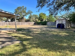 104 Tallwood Dr in Georgetown, TX - Building Photo - Building Photo