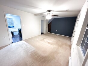 305 Rock Spring Dr SW in Leesburg, VA - Building Photo - Building Photo
