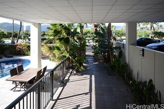 2465 Ala Wai Blvd in Honolulu, HI - Building Photo - Building Photo