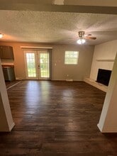 1937 E Edgewood St in Springfield, MO - Building Photo - Building Photo