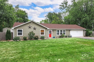 1108 Karner Dr in Joliet, IL - Building Photo - Building Photo