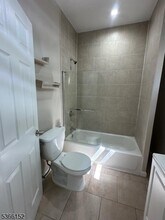 214 Erie St in Elizabeth, NJ - Building Photo - Building Photo