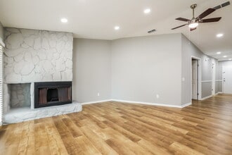 1960 Oak Twist Ct in Orange Park, FL - Building Photo - Building Photo