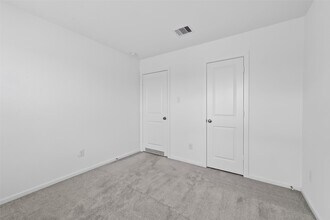 3302 Hereford Dr in Rosenberg, TX - Building Photo - Building Photo