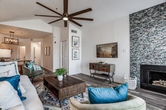 3308 Parliament Cove in Lago Vista, TX - Building Photo - Building Photo