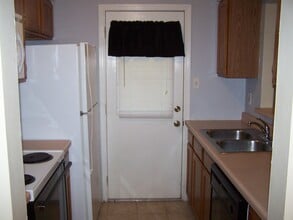 6911 Kings Crossing Way in Knoxville, TN - Building Photo - Building Photo