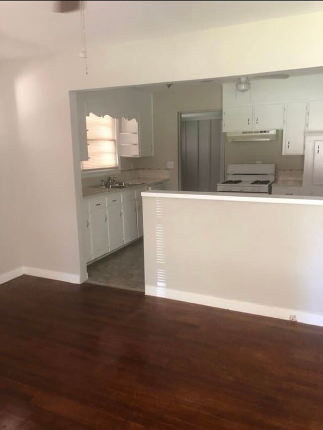 501 Rosewell Ln in Irondale, AL - Foto de edificio - Building Photo