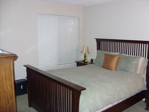 25 Clay Ct, Unit 25 Clay Court in Novato, CA - Foto de edificio - Building Photo