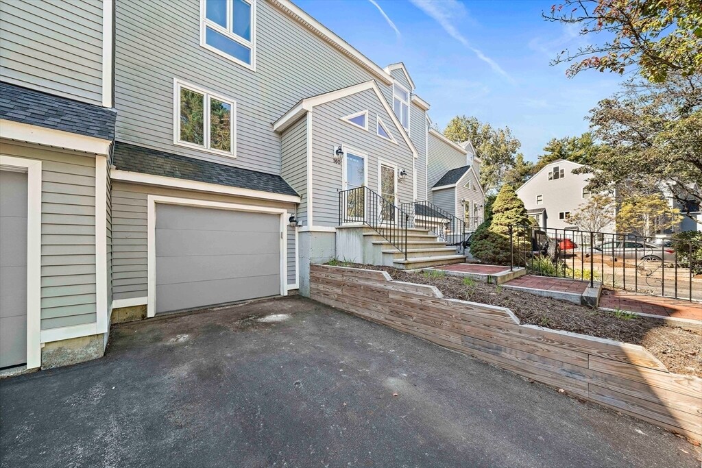849 Boston Post Rd E in Marlborough, MA - Building Photo