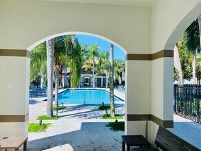 540 S Park Rd in Hollywood, FL - Building Photo - Building Photo