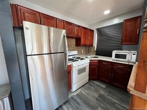 180-11 146th Ave in Queens, NY - Building Photo - Building Photo