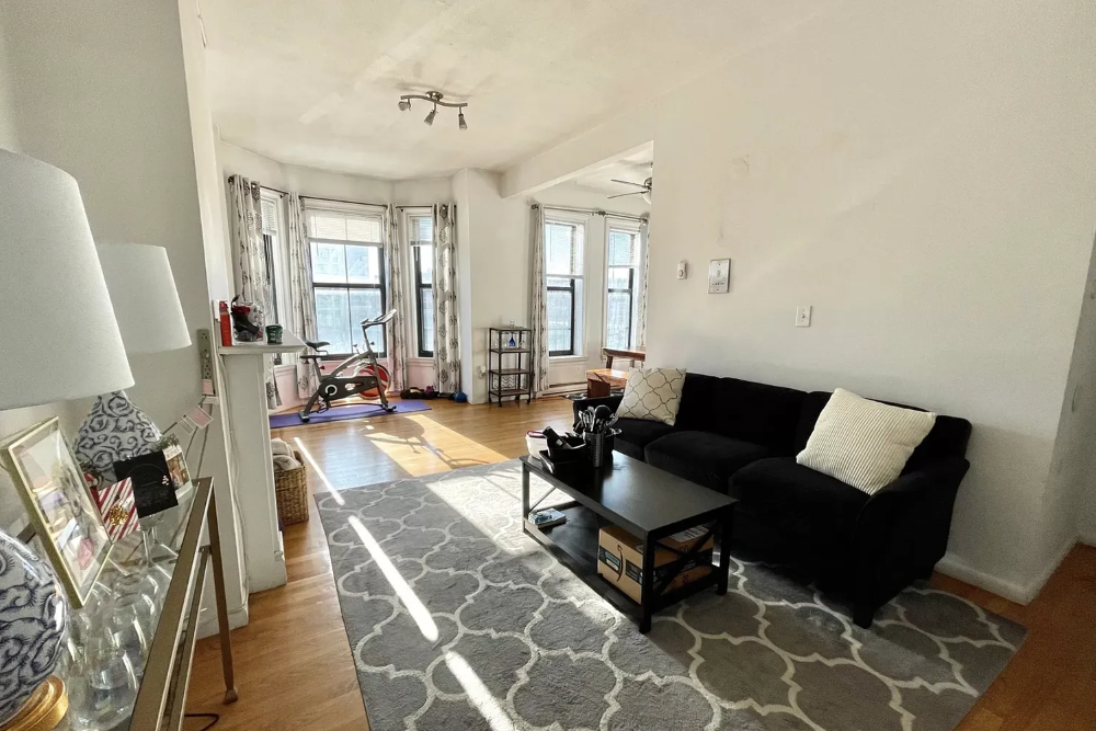23 Cortes St, Unit 6 in Boston, MA - Building Photo