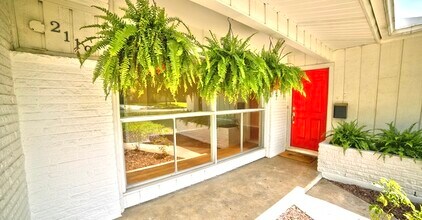 2119 Flamingo Dr in San Antonio, TX - Building Photo - Building Photo