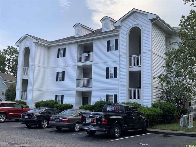 property at 4265 Villas Dr