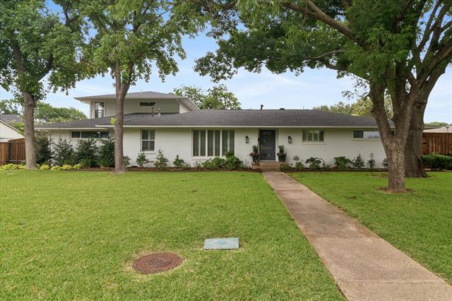 property at 10918 Wonderland Trail
