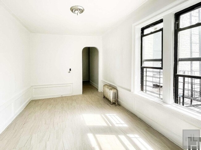 43 STREET in Brooklyn, NY - Building Photo - Building Photo
