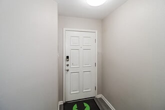 223 Legends of Hutto Tr in Hutto, TX - Foto de edificio - Building Photo