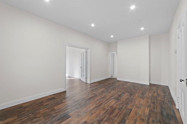 1 Highland Ave in Eastchester, NY - Building Photo - Building Photo