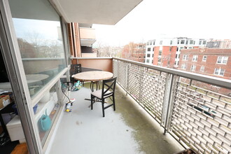 45 Longwood Ave, Unit 506 in Brookline, MA - Building Photo - Building Photo