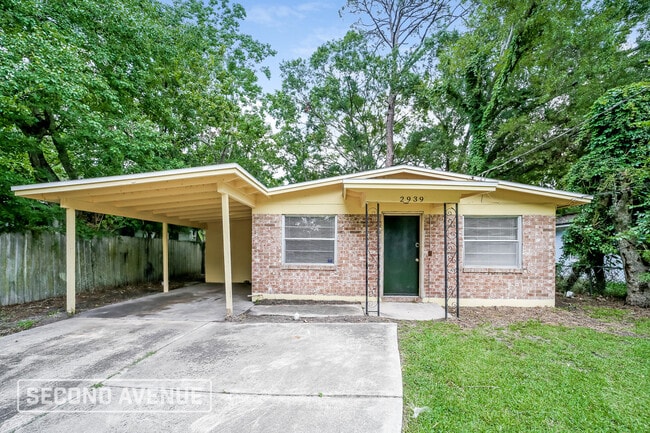 property at 2939 W 4th St