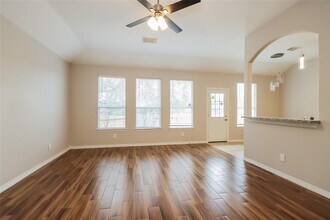 970 Fife Dr in Conroe, TX - Building Photo - Building Photo