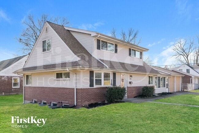 8680 Belhaven Dr in St. Louis, MO - Building Photo - Building Photo