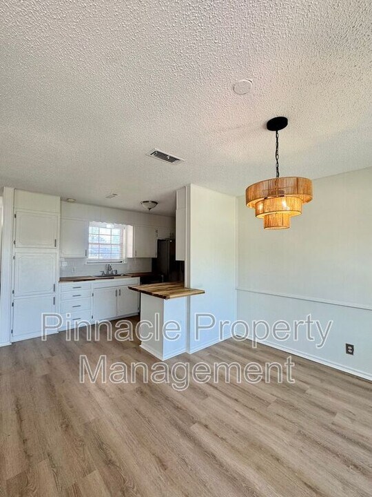 806 State Ct in San Angelo, TX - Building Photo