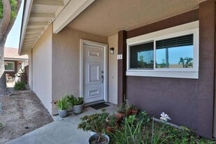 3590 Arey Dr in San Diego, CA - Building Photo
