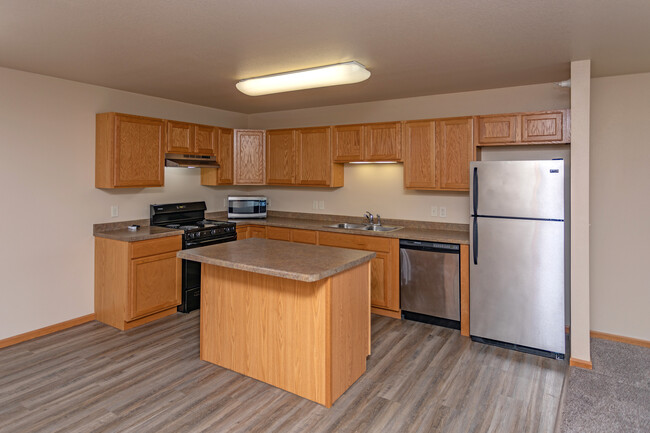 Southwood Apartments in Minot, ND - Foto de edificio - Interior Photo