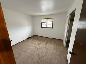 6296 S 3rd St, Unit 6296 S 3rd Street in Milwaukee, WI - Building Photo - Building Photo