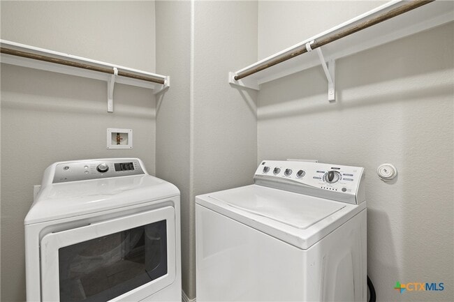 property at 11906 Farrier Ln