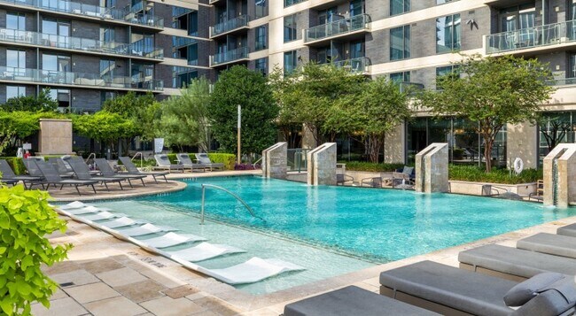 140 San Antonio St-Unit -129813-760 in Austin, TX - Building Photo - Building Photo