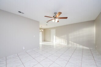 1410 Orchid Ln in Kissimmee, FL - Building Photo - Building Photo