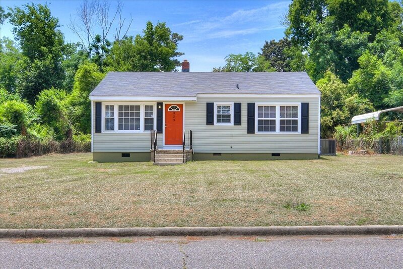 323 Audubon Cir in North Augusta, SC - Foto de edificio