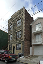 69 Webster Ave in Jersey City, NJ - Building Photo - Building Photo