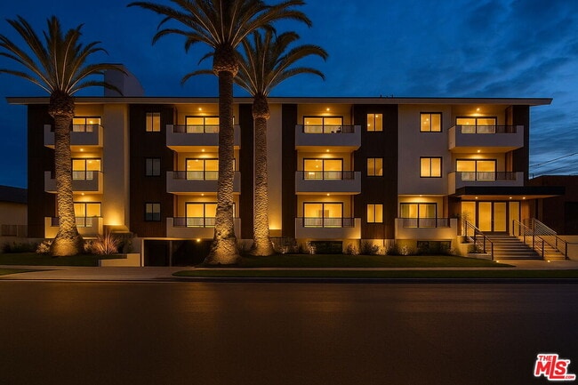 3750 Glendon Ave in Los Angeles, CA - Building Photo - Building Photo