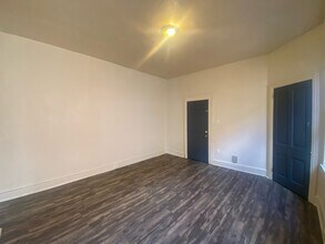 402 E Market St in York, PA - Building Photo - Building Photo